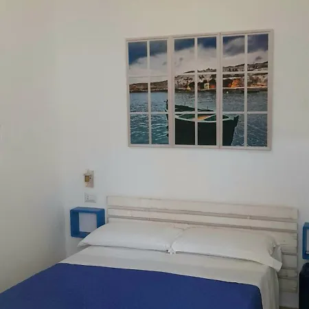 住宿加早餐酒店 Pietracielo 滨海波利尼亚诺